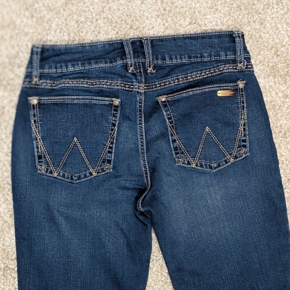 Wrangler Women's Retro Mae Mid-Rise Bootcut Jeans Size 9/10 Excellent Condition - Picture 2 of 8